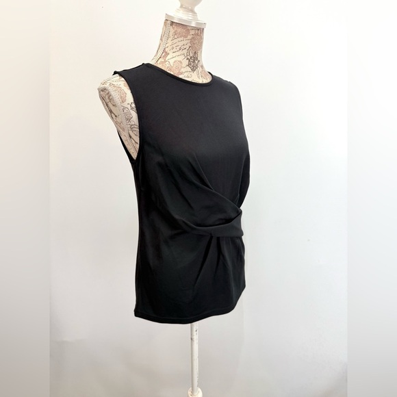 NORDSTROM RACK Black Asymmetrical twist front sleeveless Top size S - Picture 8 of 13